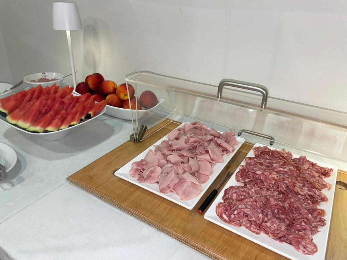 Albergo Tecla Lazise Kültér fotó